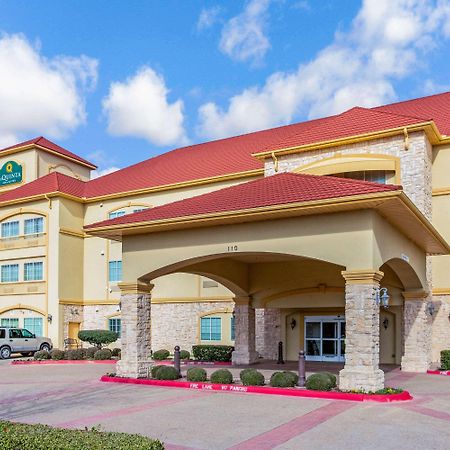 La Quinta By Wyndham Ennis Hotel Exterior foto